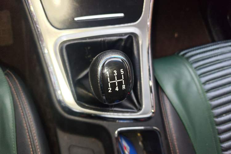 Used Baojun 560 2015 1.8L Manual Elite Edition
