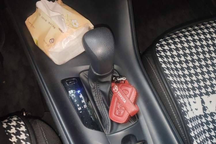 Used Toyota IZOA 2021 2.0L Enjoy Edition
