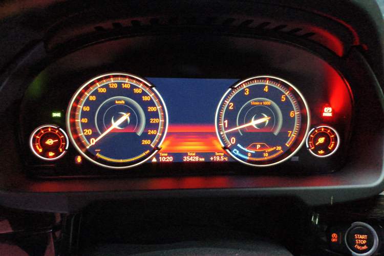 Used BMW X5 2018 xDrive35i M Sport Luxury Edition Instrument Cluster