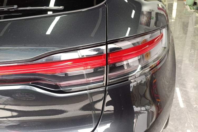 Used Porsche Macan 2023 Macan 2.0T
