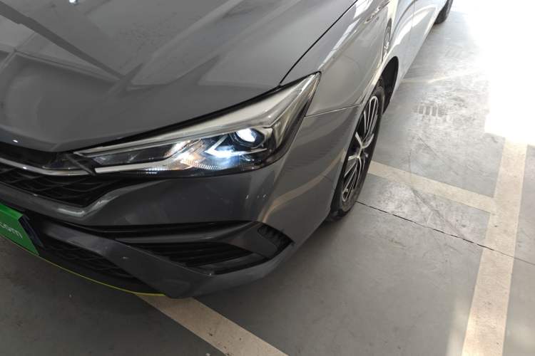 Used Roewe i5 2021 1.5L CVT Platinum Edition
