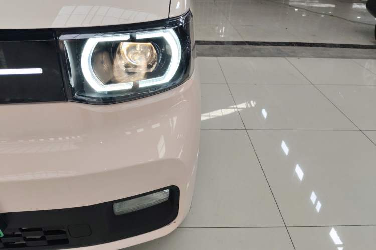 Used Wuling Hongguang MINIEV 2022 Macaron Premium Model – Lithium Iron Phosphate
