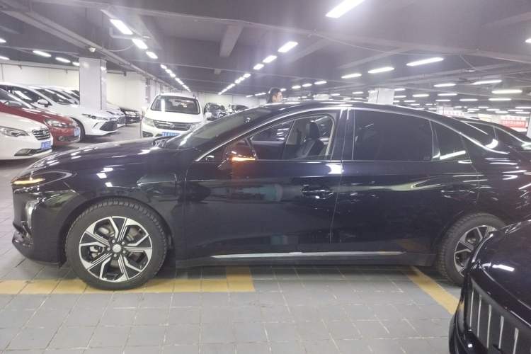 Used Hongqi E-QM5 2021 Charging Flagship Edition