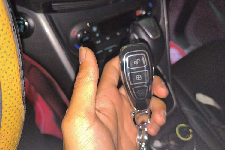 Used Ford Kuga 2015 1.5L GTDi Four-Wheel-Drive Elite Model
