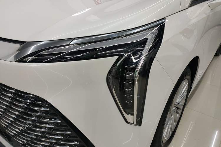 Used Buick Century 2025 2.0T Seven-Seater Yinshi Edition