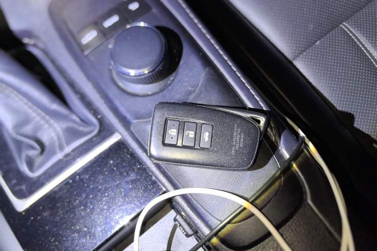 Used Lexus ES 2015 200 Elite Edition Vehicle Key