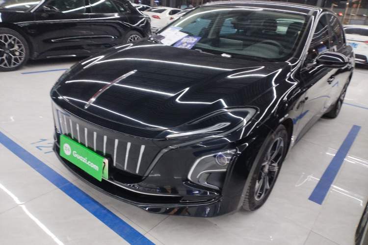Used Hongqi E-QM5 2021 Charging T3 Version 5 Seats