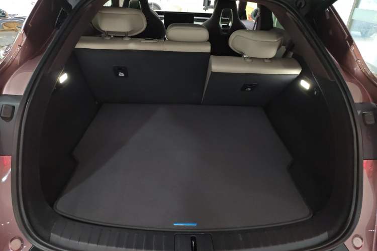 Used Xiaomi Auto YU7 2025 Ultra-Long Range High-Performance All-Wheel-Drive Max Edition