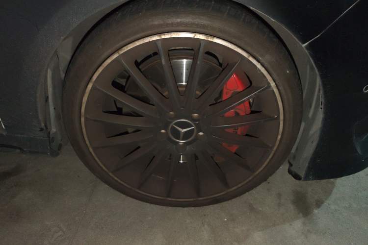 Used Mercedes-Benz CLA AMG 2015 AMG CLA 45 4MATIC Right Front Wheel Hub