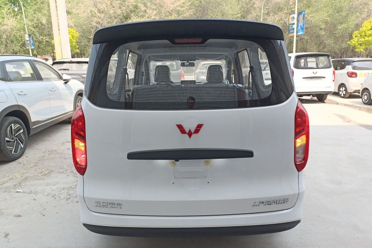 Used Wuling Hongguang New Energy 2024 All-Electric Model 300KM Standard Version Rear