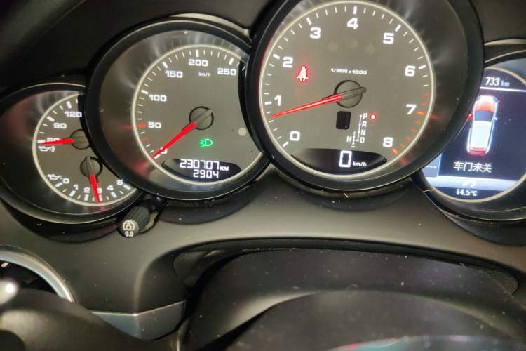 Used Porsche Cayenne 2016 Cayenne Platinum Edition 3.0T