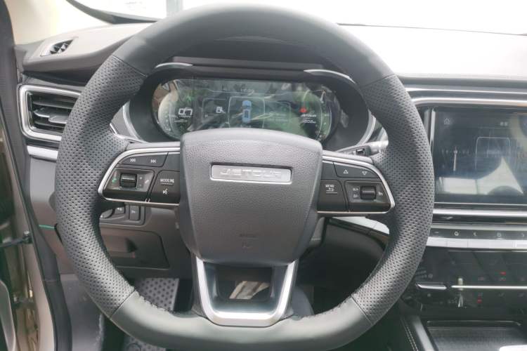 Used JETOUR X90 2019 1.5T Automatic Smart Enjoyment 6-Seater Emission Standard China V Steering Wheel