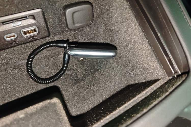 Used Cadillac XT4 2018 28T Two-Wheel Drive Leading Version