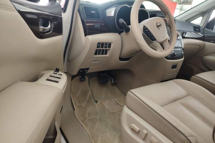 Used Nissan Quest 2015 3.5L SL