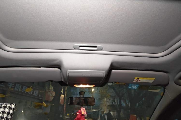 Used Peugeot 3008 2015 2.0L Automatic Trend Edition