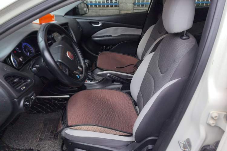 Used Fiat Viaggio 2015 1.4T Automatic Enjoyment Edition
