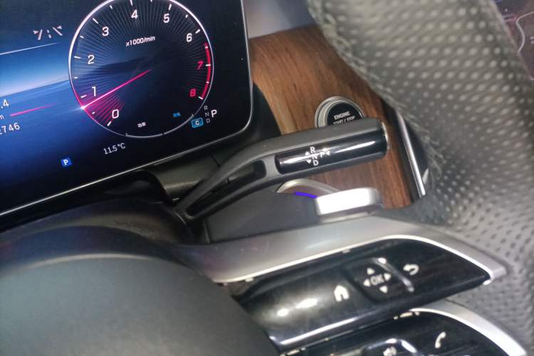 Used Mercedes-Benz GLC 2024 GLC 300 L 4MATIC Dynamic Edition 5-seater
