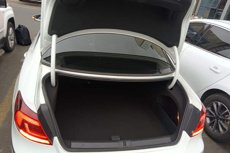 Used Volkswagen FAW-Volkswagen CC 2018 1.8TSI Prestige Model
