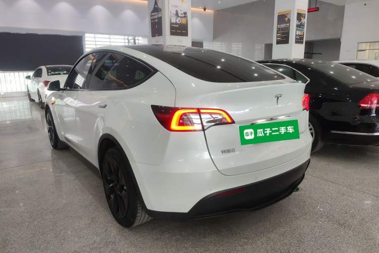 Used Tesla Model Y 2021 Standard Range Rear-Wheel Drive Version