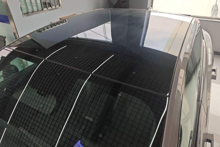 Used Hongqi EH7 2025 640 All-Wheel Drive Smart Selection Edition Roof