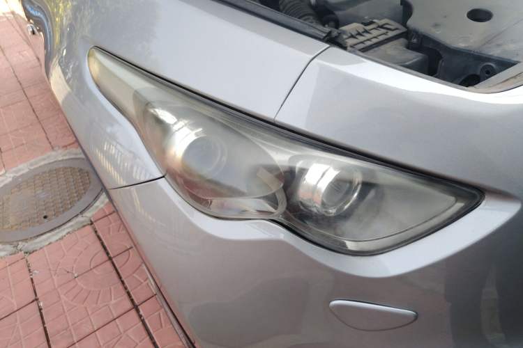 Used Infiniti FX 2010 FX35 Standard Edition Right Front Headlight