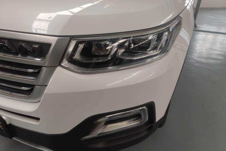 Used CHANGAN CS95 2017 2.0T Two-Wheel Drive Zhitu Edition Left Front Headlight