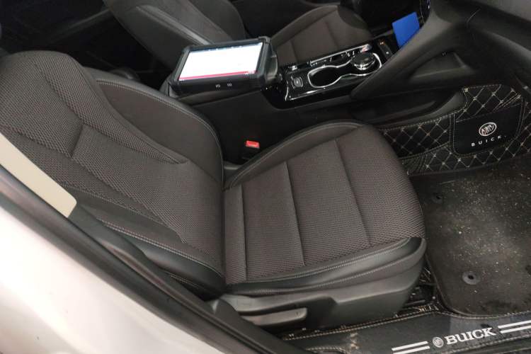 Used Buick Envision 2020 Onix S 652T Two-Wheel Drive Elite Model