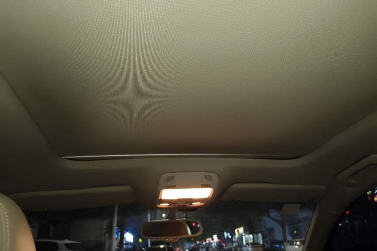 Used Audi Q5 2012 2.0TFSI Luxury Edition Headliner