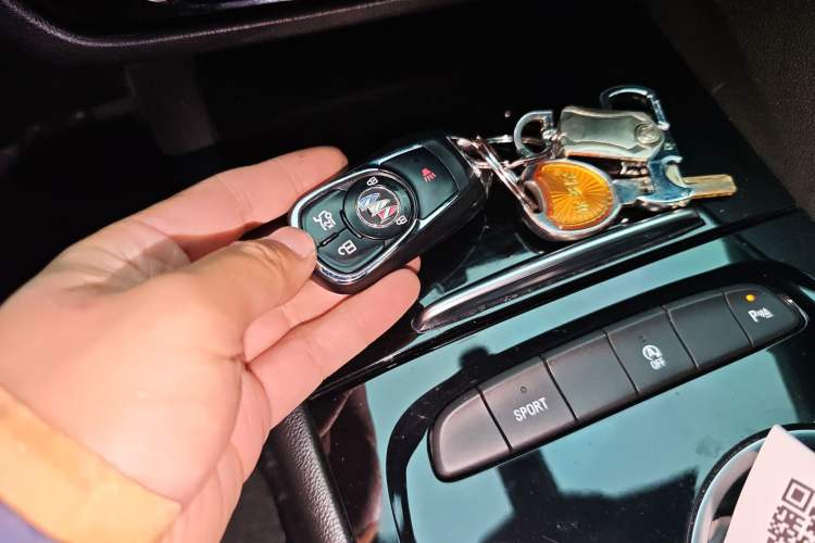 Used Buick Regal 2022 552T Smart Edition
