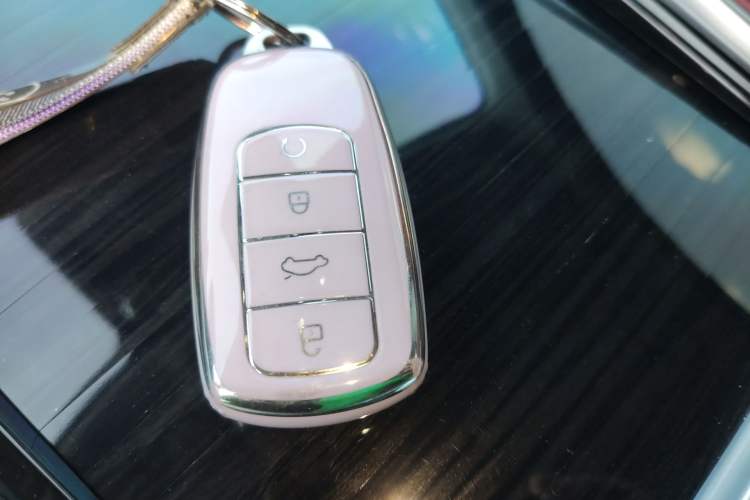 Used EXEED Stellar 2023 400T Two-Wheel Drive Comfort Edition
