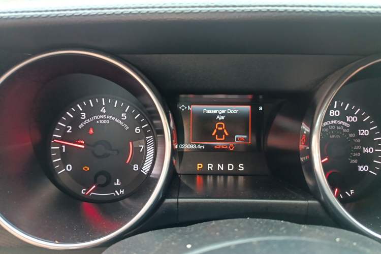 Used Ford Mustang 2018 2.3T Automatic Hardtop Standard Trim U.S. Specification Instrument Cluster