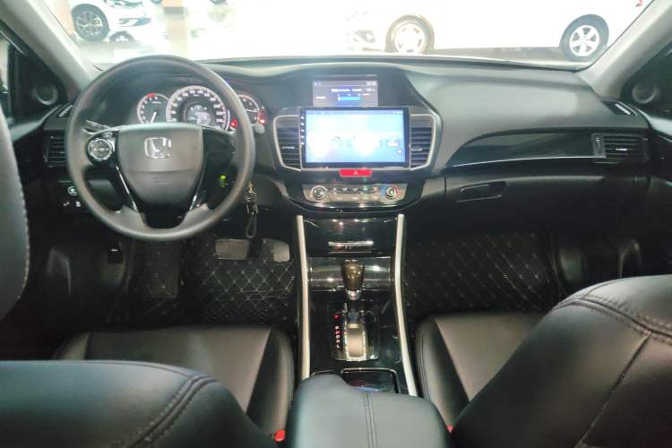 Used Honda Accord 2016 2.0L Comfort Edition
