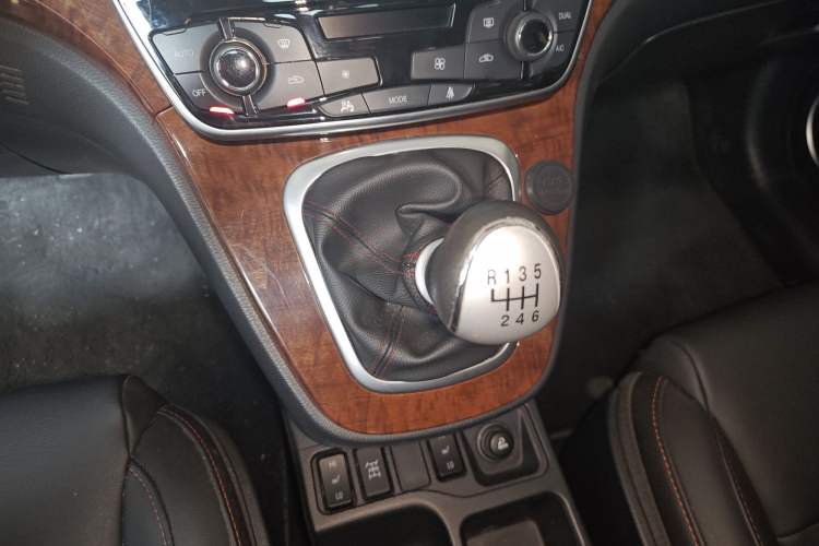 Used Haval H6 2015 Sport Edition 1.5T Manual 4x4 Elite Model