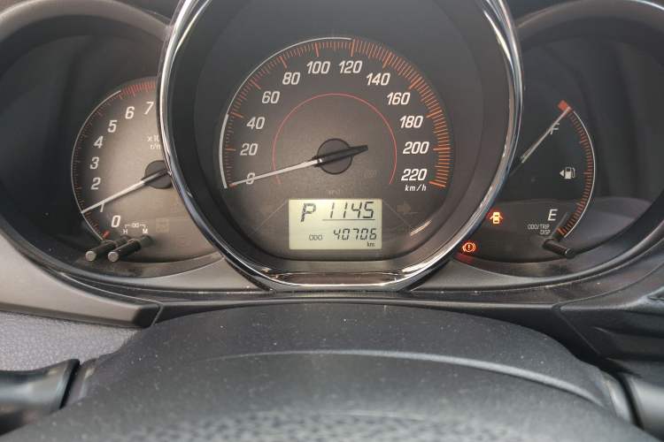 Used Toyota YARiS L Zhi Xuan 2020 X-Trail X 1.5L CVT Leading Edition Odometer Close Up