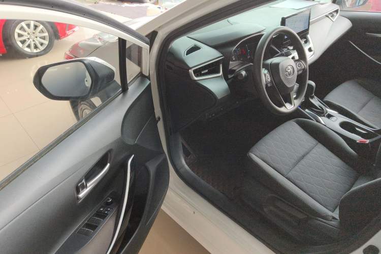 Used Toyota Corolla 2023 1.8L Smart Electric Hybrid Dual-Motor Elite Edition
