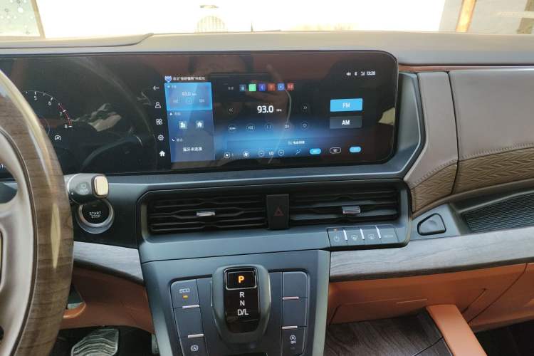 Used Juntian Black Warrior Youth 2023 2.0T Gasoline Standard Edition Audio And AC Panel