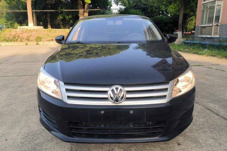 Used Volkswagen Santana 2015 1.4L Manual Fashion Edition