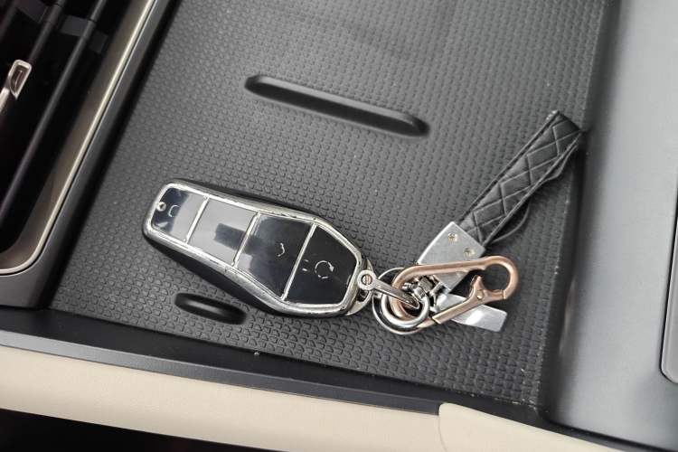 Used BYD Qin L 2024 DM-i 120KM Beyond Model Vehicle Key