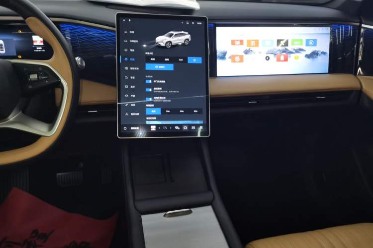 Used Geely Galaxy L7 2023 1.5T 115 km Starship Audio And AC Panel