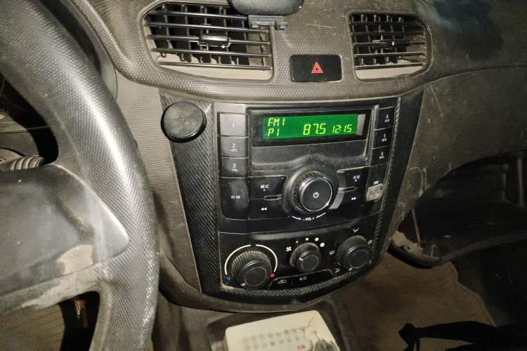 Used Wuling Hongguang 2015 1.5L S Base Model China IV