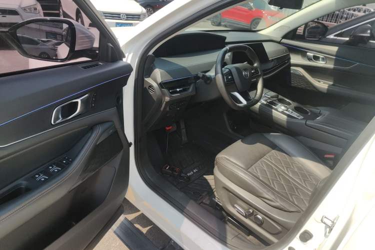 Used Changan UNI-K 2021 2.0T Prestige Edition