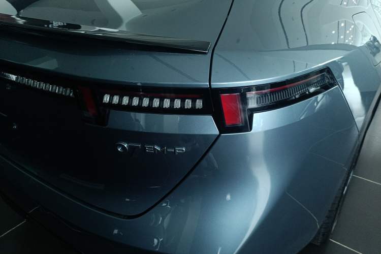 Used Lynk & Co 07 2024 EM-P 126 Long-Range Ultra
