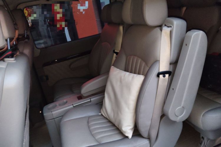 Used Mercedes-Benz Viano 2013 3.0L Navigator Edition