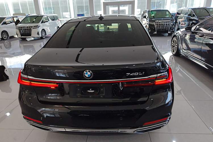Used BMW 7 Series 2021 730Li Luxury Package Rear