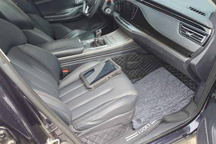 Used CHANGAN OSHAN X7 2020 1.5T Manual Luxury Version