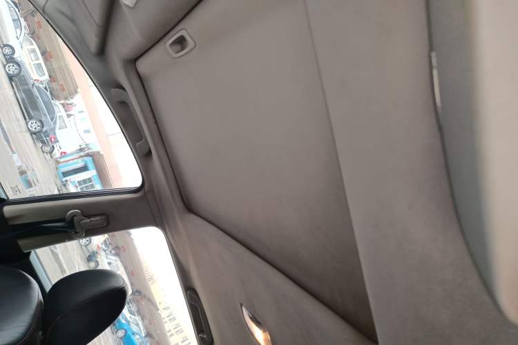 Used Haval H6 2014 Sport Version 1.5T Manual Two-Wheel Drive Elite Edition Headliner