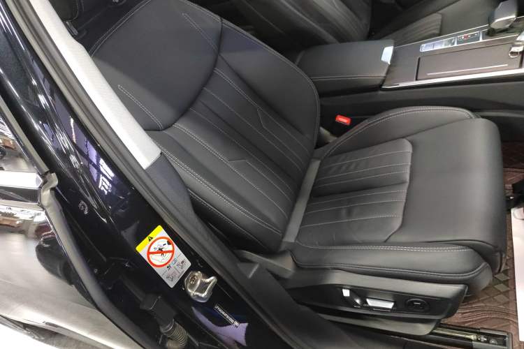 Used Audi A6L 2023 45 TFSI quattro Prestige Elegant Edition
