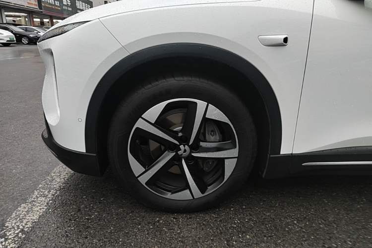 Used Nio ES6 2024 75 kWh
