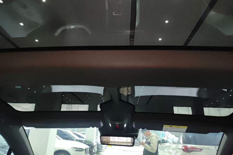 Used Avatr 11 2022 Long-Range Dual-Motor Luxury Edition 5 Seats