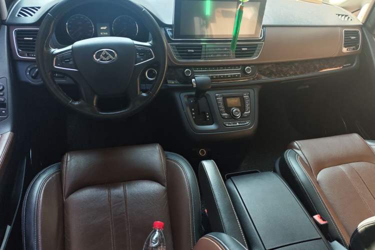 Used SAIC MAXUS G10 2016 2.0T Automatic Luxury Executive Edition